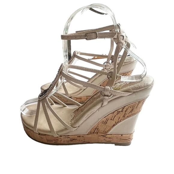 Very Volatile Women’s Beaded Ankle Strap Wedge Heels Cream Tan Size 6 - Picture 1 of 9